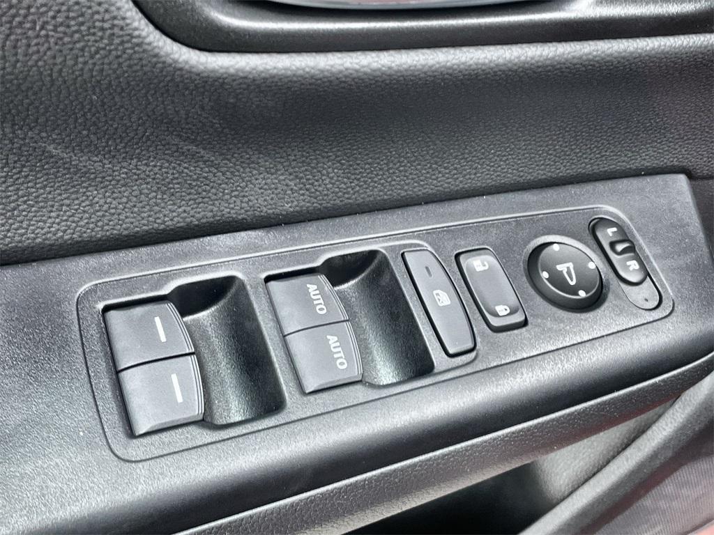 new 2026 Honda CR-V Hybrid car, priced at $39,035