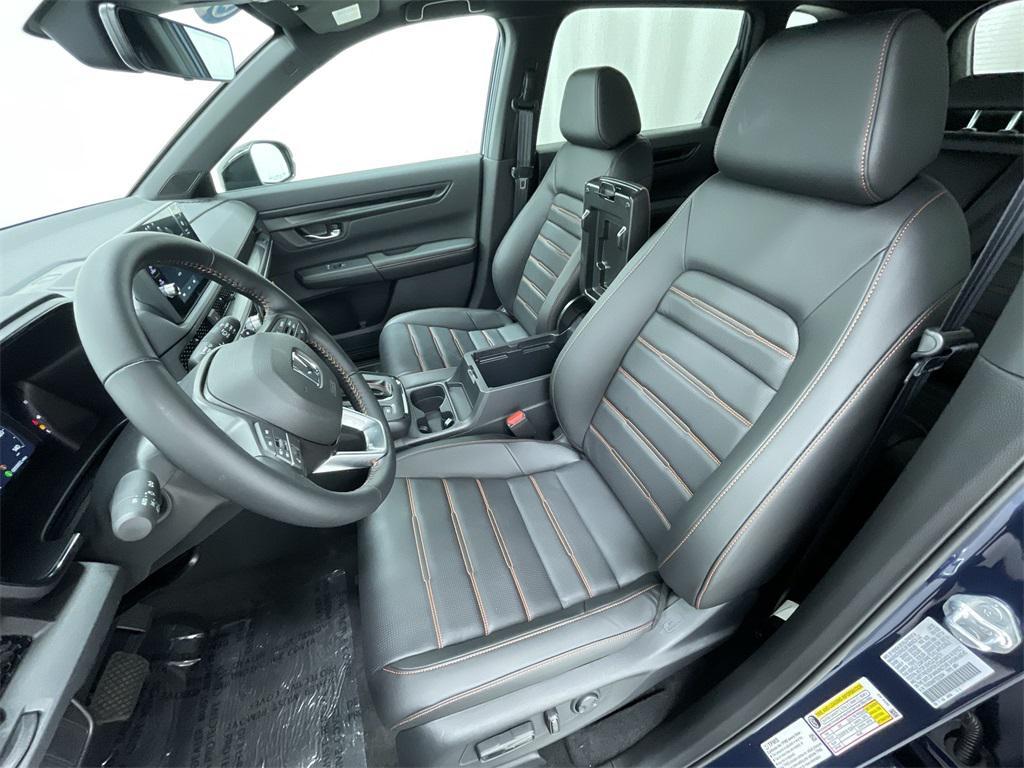 new 2026 Honda CR-V Hybrid car, priced at $37,988