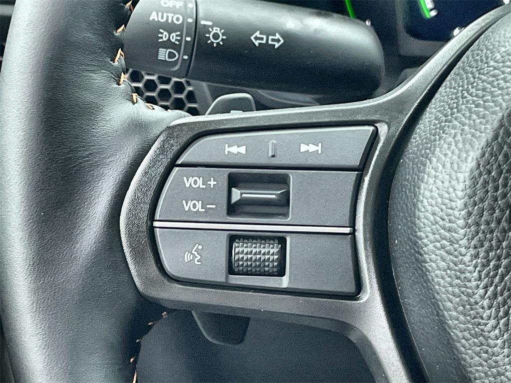 new 2026 Honda CR-V Hybrid car, priced at $40,650