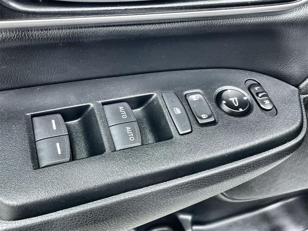 used 2022 Honda CR-V Hybrid car, priced at $28,999