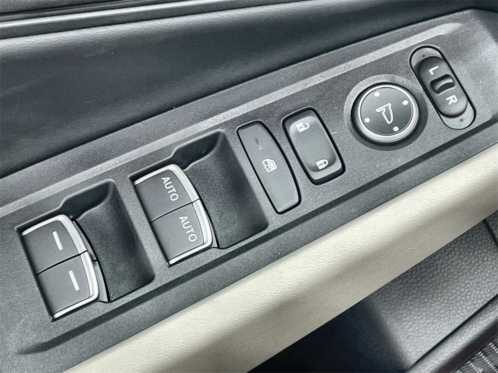 new 2025 Honda Accord car, priced at $29,997