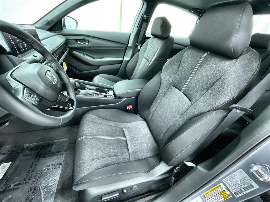 new 2025 Honda Accord Hybrid car, priced at $31,998