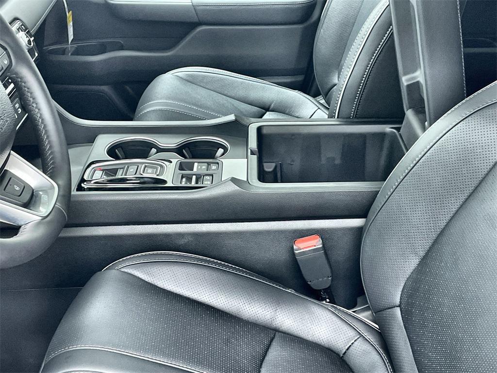 new 2025 Honda Pilot car, priced at $51,846