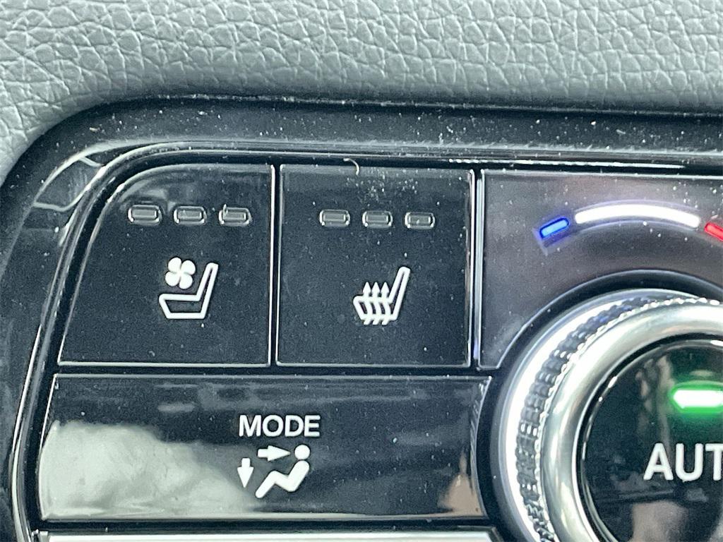 new 2025 Honda Pilot car, priced at $51,846