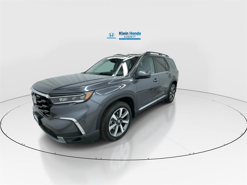 new 2025 Honda Pilot car, priced at $51,846