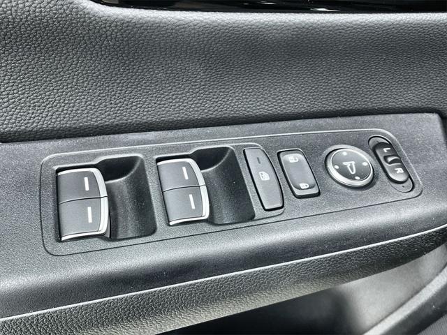 new 2025 Honda CR-V Hybrid car, priced at $42,495