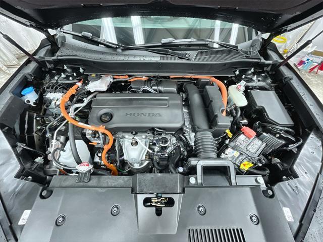 new 2026 Honda CR-V Hybrid car, priced at $40,195