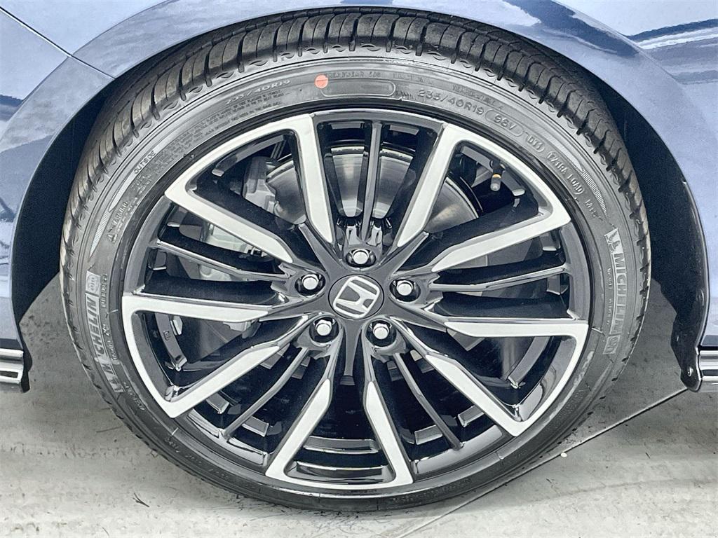 new 2025 Honda Accord Hybrid car, priced at $36,298