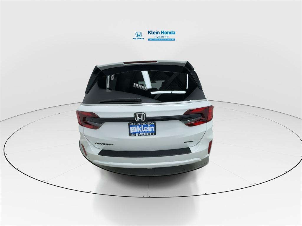 new 2026 Honda Odyssey car, priced at $44,300