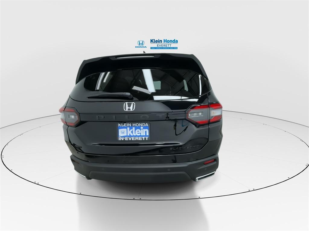new 2025 Honda Pilot car, priced at $56,075