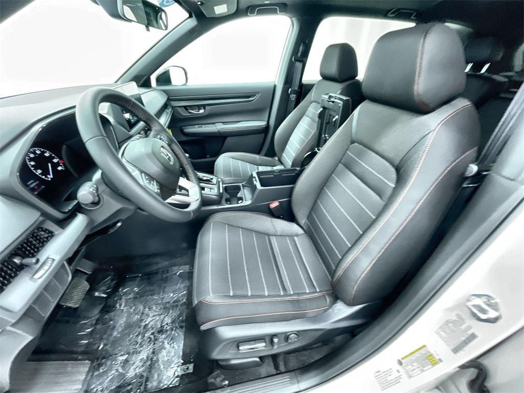 new 2026 Honda CR-V Hybrid car, priced at $35,998