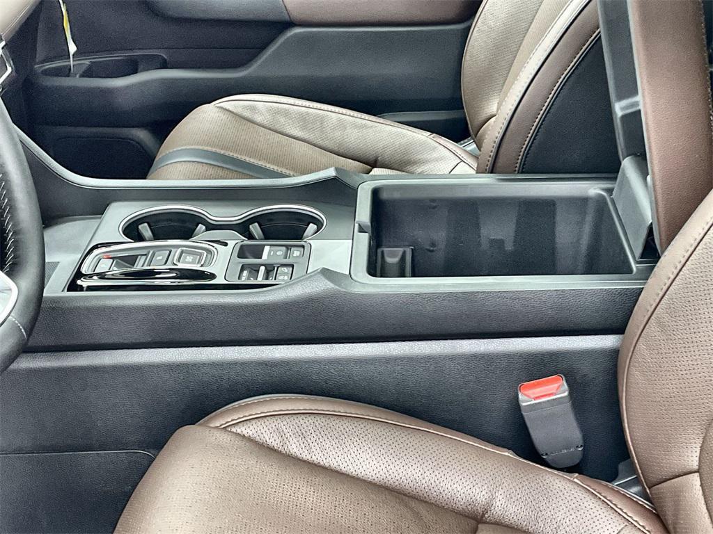 new 2025 Honda Pilot car, priced at $54,575