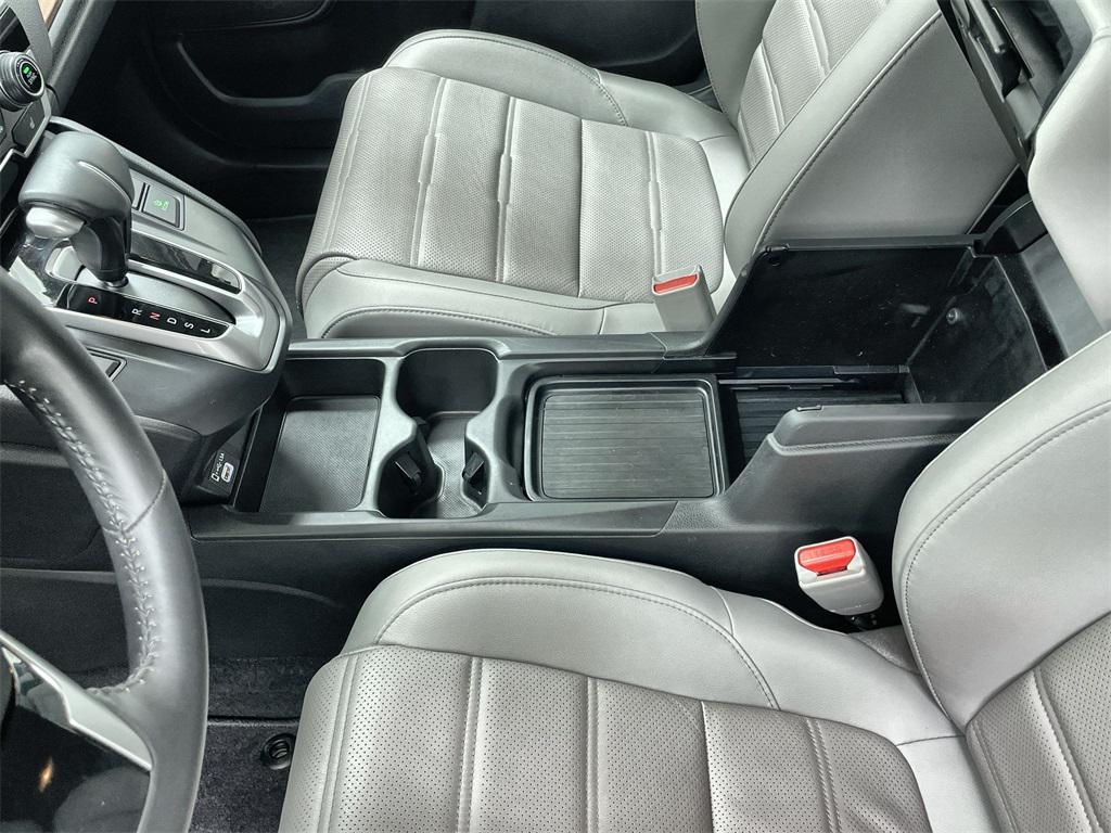 used 2022 Honda CR-V car, priced at $30,699