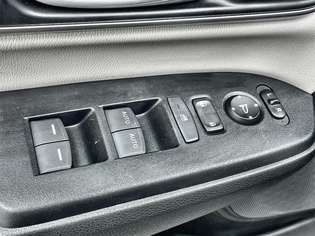 used 2022 Honda CR-V car, priced at $30,699