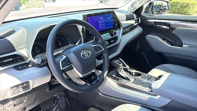 used 2024 Toyota Highlander car, priced at $47,895