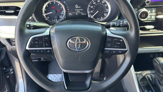 used 2023 Toyota Highlander car, priced at $38,778