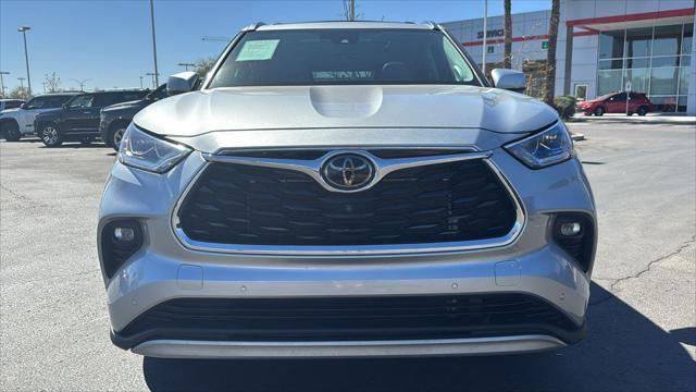 used 2021 Toyota Highlander car, priced at $40,525