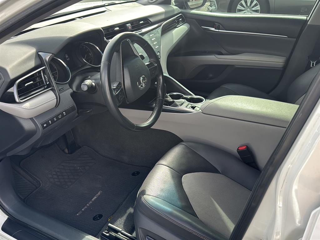 used 2020 Toyota Camry Hybrid car, priced at $22,987