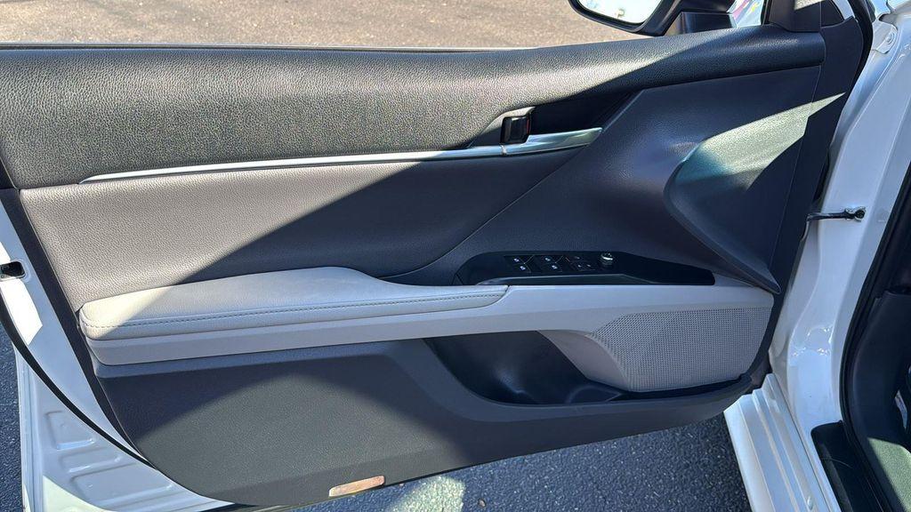 used 2020 Toyota Camry Hybrid car, priced at $22,471