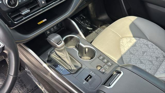 used 2023 Toyota Highlander Hybrid car, priced at $48,495