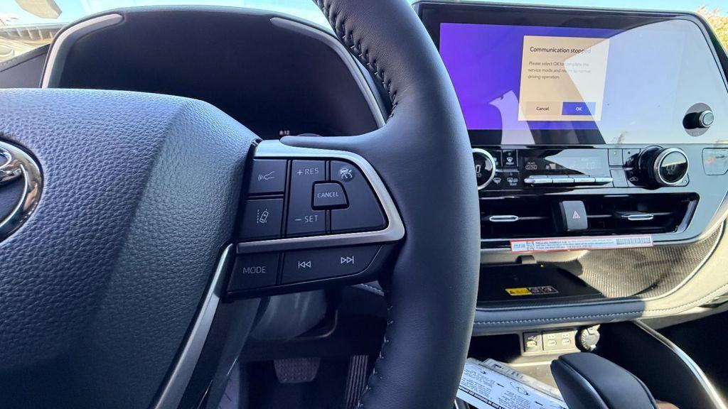 new 2026 Toyota Highlander car, priced at $53,883