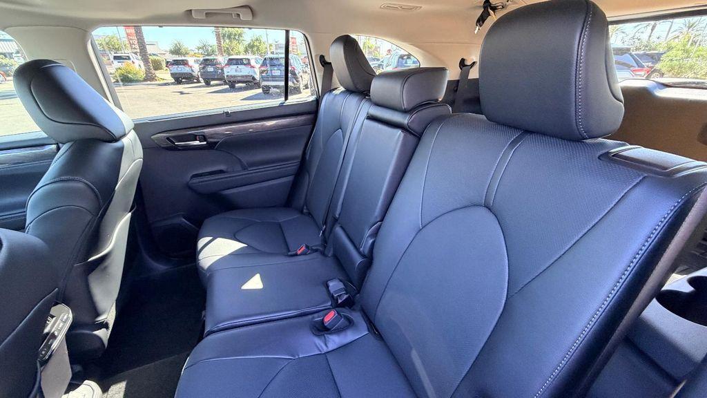 new 2026 Toyota Highlander car, priced at $53,883