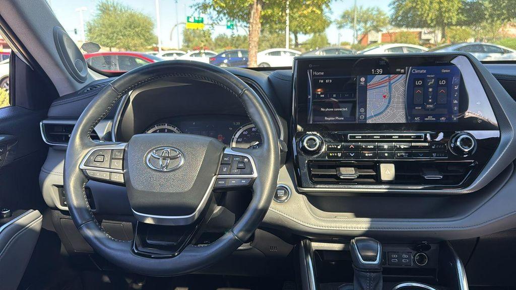 used 2022 Toyota Highlander car, priced at $42,963
