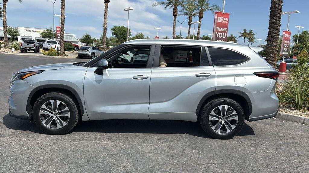 used 2024 Toyota Highlander car, priced at $44,321