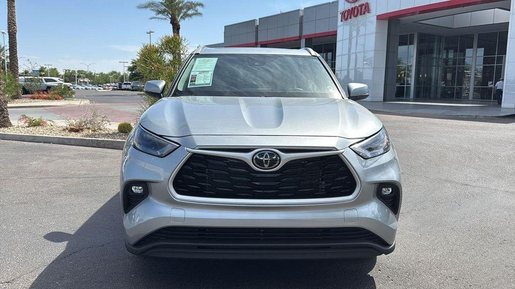 used 2024 Toyota Highlander car, priced at $44,321