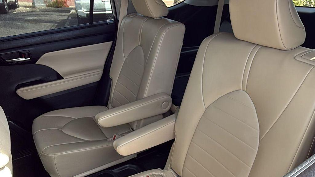 used 2024 Toyota Highlander car, priced at $44,321