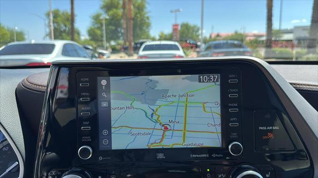 used 2022 Toyota Highlander car, priced at $39,327