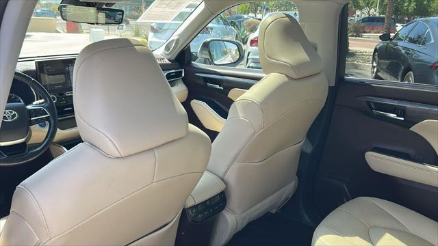 used 2021 Toyota Highlander Hybrid car, priced at $41,771