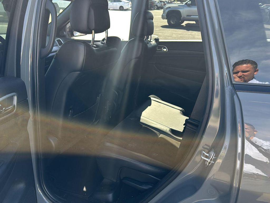 used 2020 Jeep Grand Cherokee car, priced at $20,998