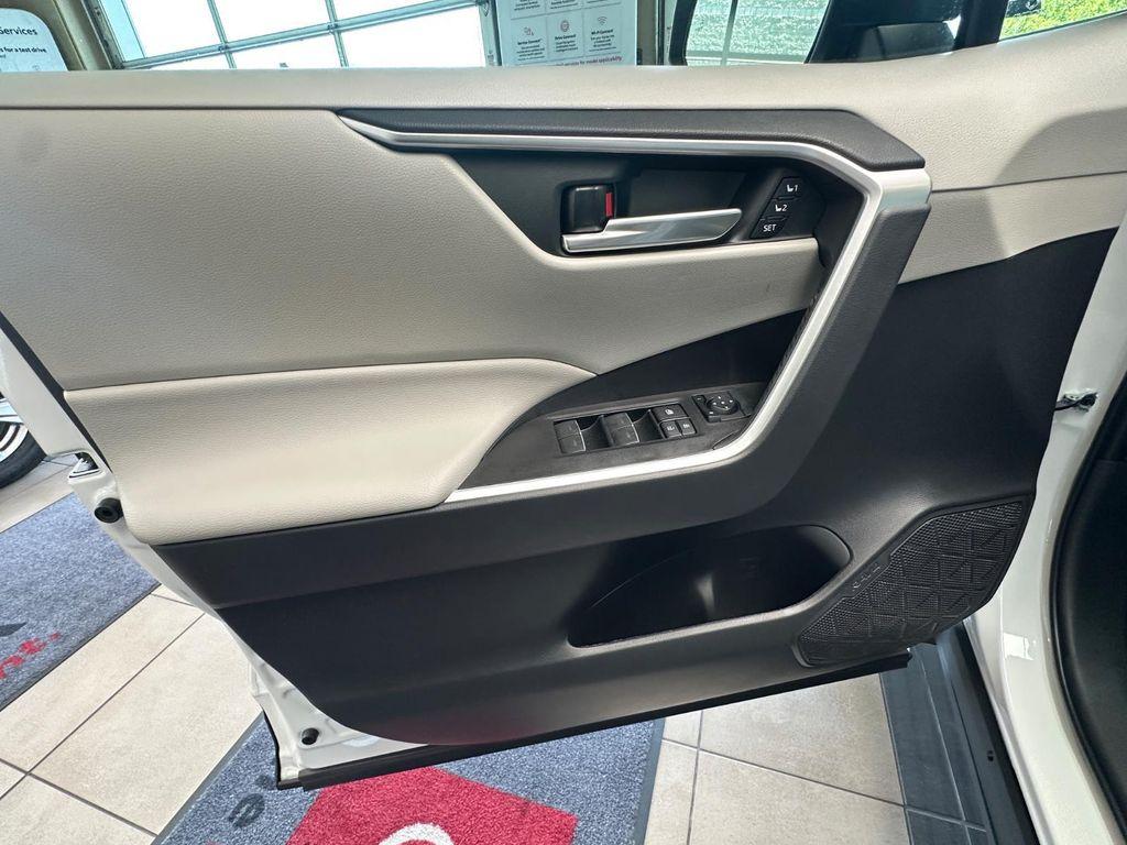 new 2025 Toyota RAV4 car, priced at $39,993