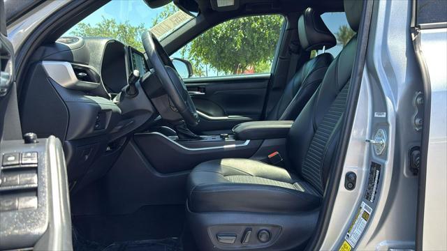 used 2022 Toyota Highlander car, priced at $46,898