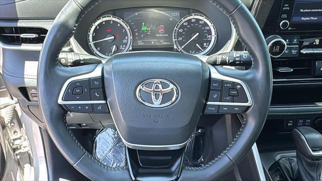 used 2022 Toyota Highlander car, priced at $46,898