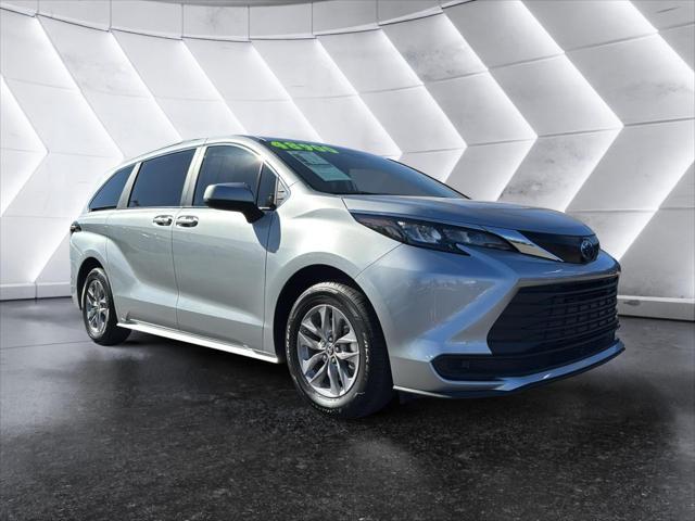 used 2024 Toyota Sienna car