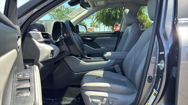 used 2024 Toyota Highlander car, priced at $47,895