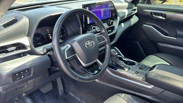 used 2023 Toyota Highlander car, priced at $46,987