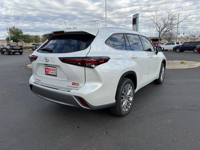 new 2024 Toyota Highlander car, priced at $53,508