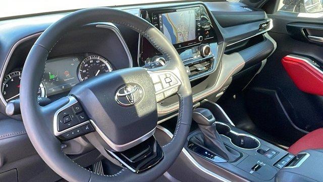 used 2022 Toyota Highlander car, priced at $40,882