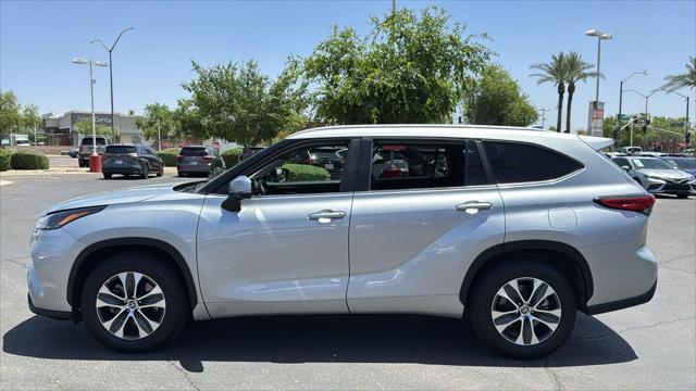 used 2023 Toyota Highlander car, priced at $35,998