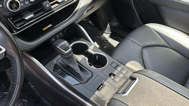 used 2023 Toyota Highlander car, priced at $35,998