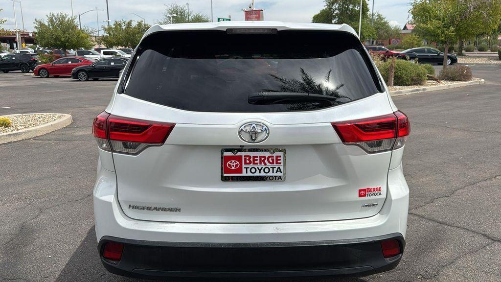 used 2018 Toyota Highlander car, priced at $17,211