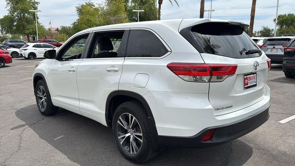 used 2018 Toyota Highlander car, priced at $17,211