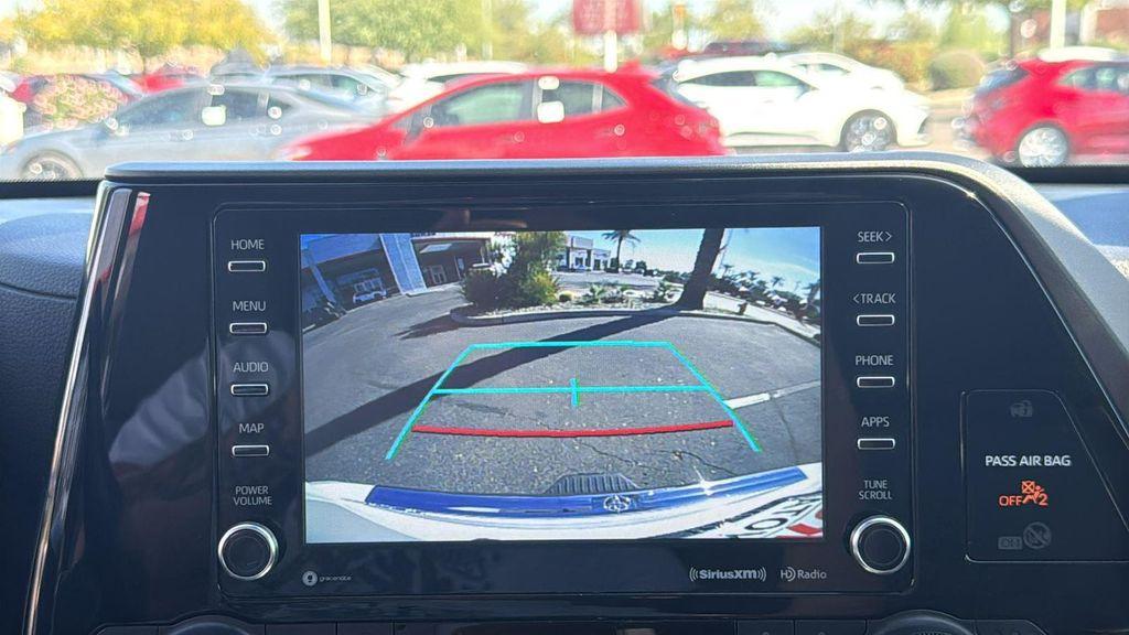 used 2022 Toyota Highlander car, priced at $36,888