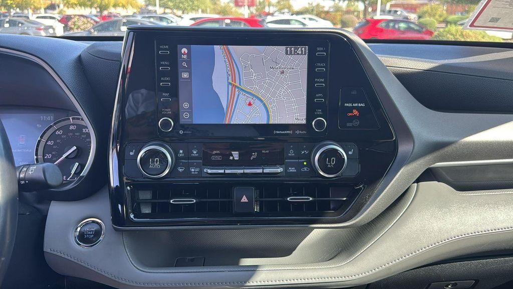 used 2022 Toyota Highlander car, priced at $36,888