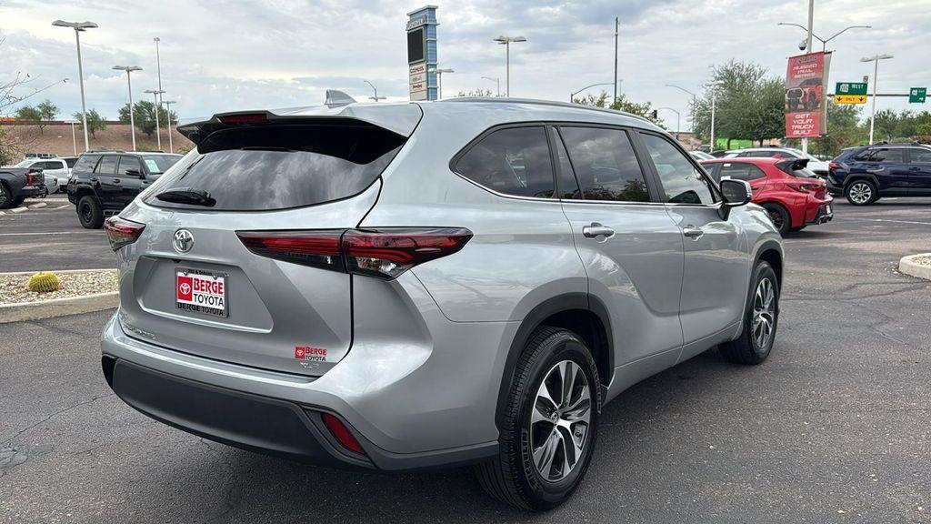 used 2024 Toyota Highlander car, priced at $46,721