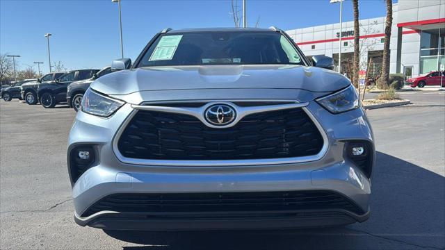 used 2023 Toyota Highlander car, priced at $38,999