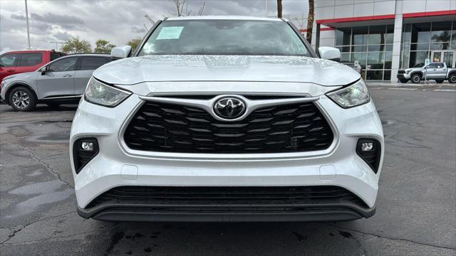 used 2022 Toyota Highlander car, priced at $32,755